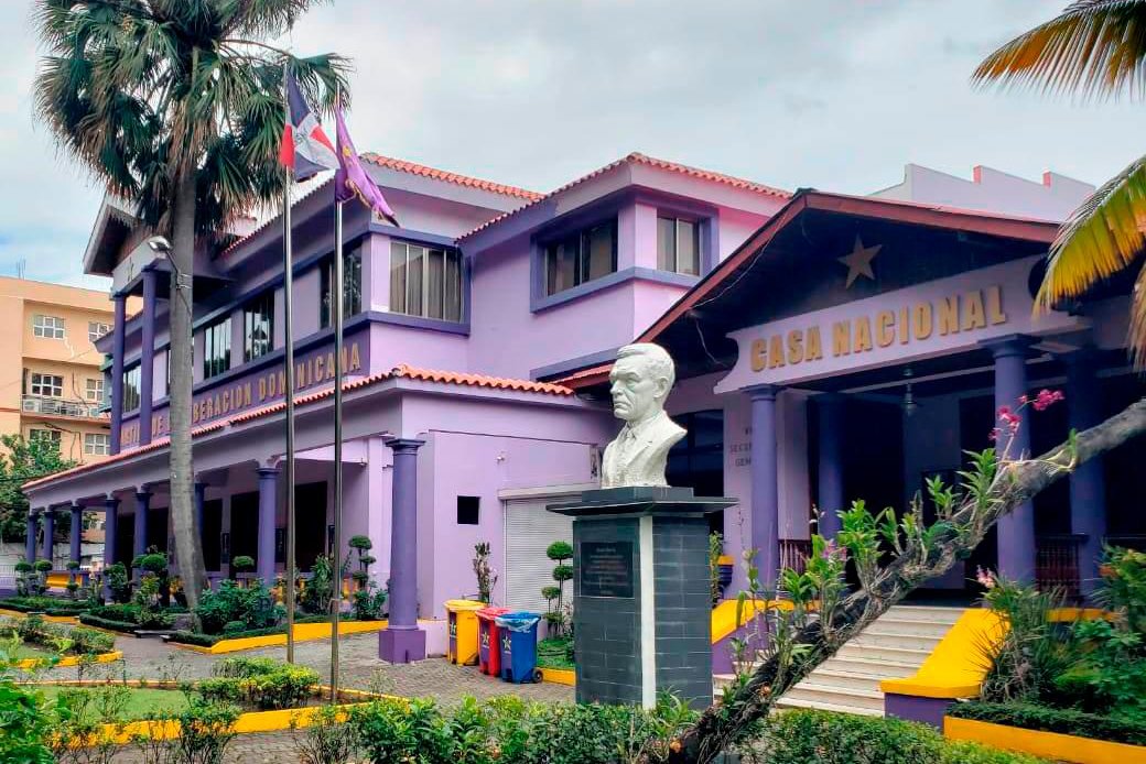 PLD designa comisión para organizar consulta presidencial del 18 de octubre